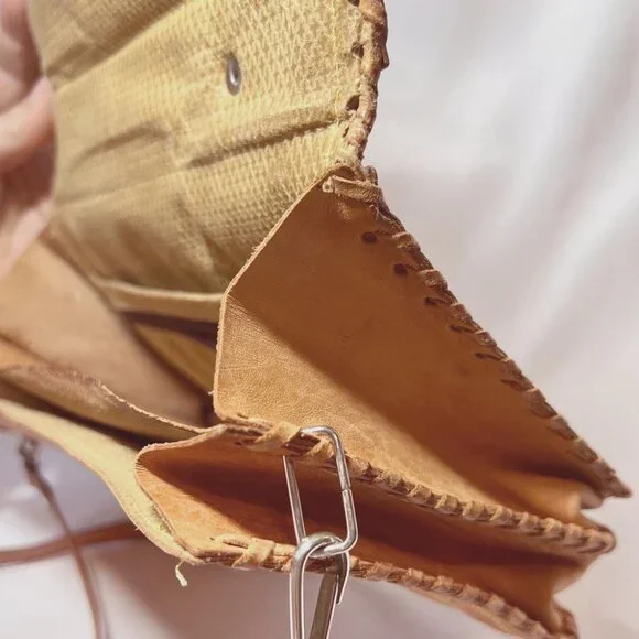 Costa Rica Leather Vintage Shoulder/Crossbody Bag-Removable Strap-Camel/Tan-Rose - Picture 13 of 15